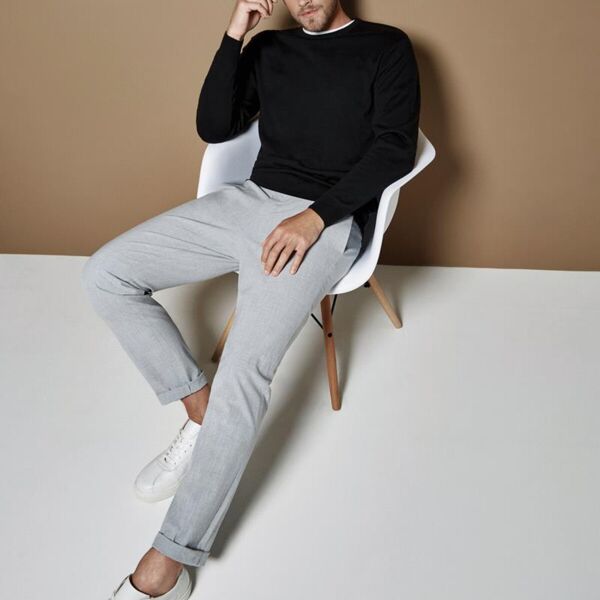 ARUNDEL CREW NECK SWEATER Thumbnail