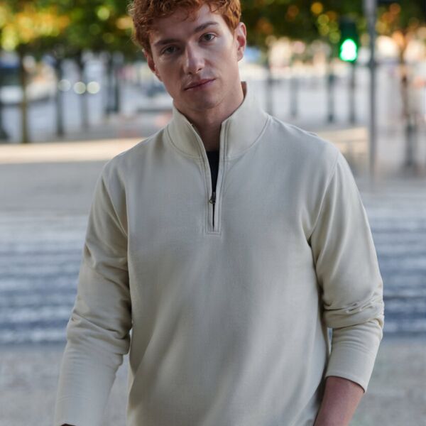 Premium piqué 1/4-zip top Thumbnail